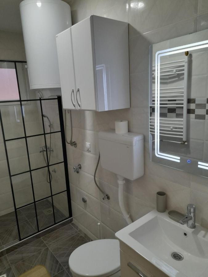 V & V Studio Apartments Ni المظهر الخارجي الصورة