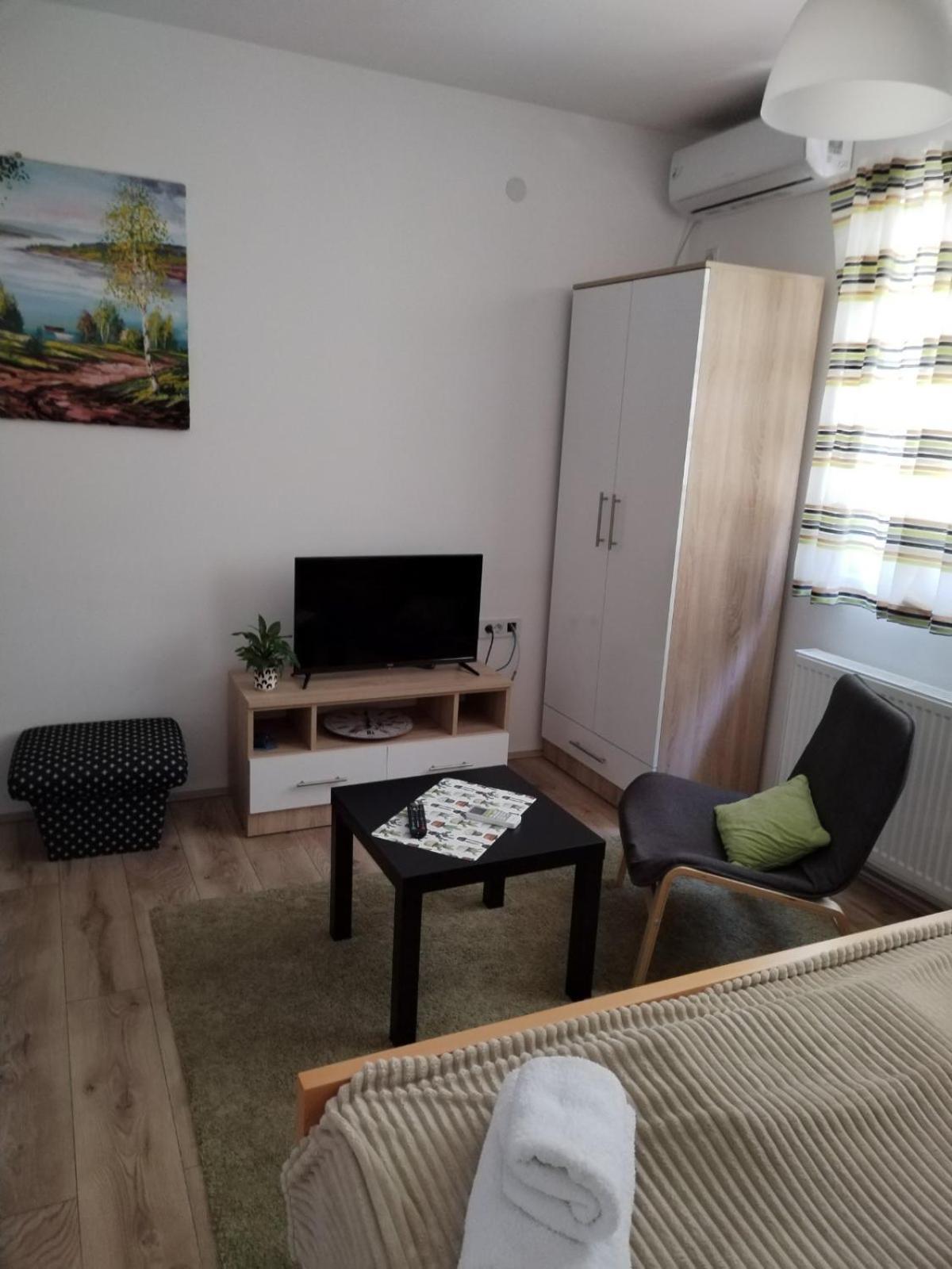 V & V Studio Apartments Ni المظهر الخارجي الصورة